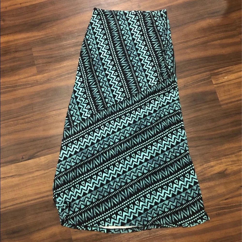 Women’s maxi skirt